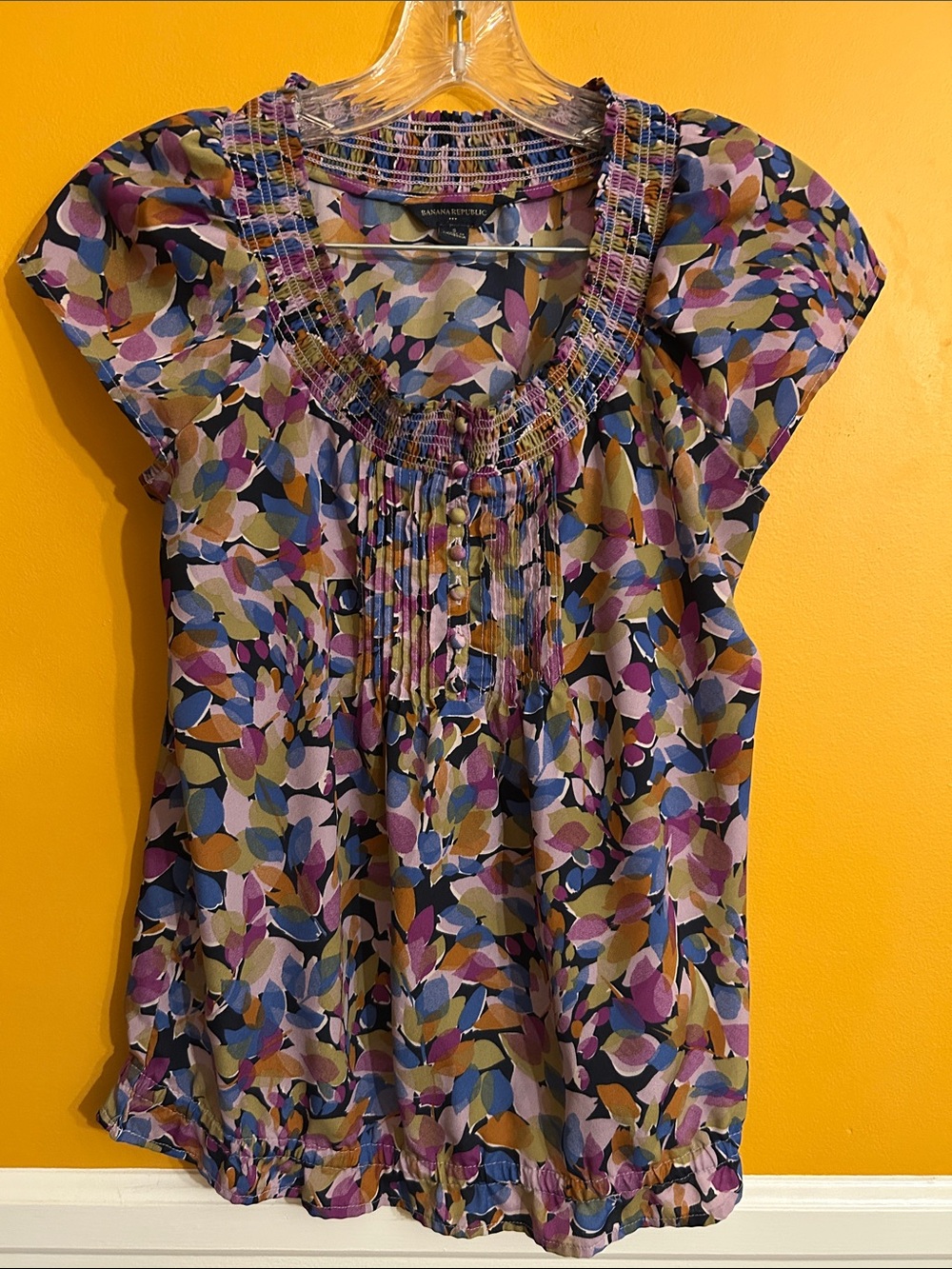 Banana Republic Purple Multi-Leaf Print Cap Sleeve Blouse